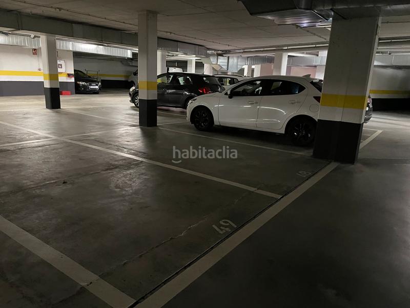 Foto 4eb8f831-c800-4f63-b4e2-91439b8b052b. Parking coche en plaza de tranvías 8 en Alto del Castaño Narón