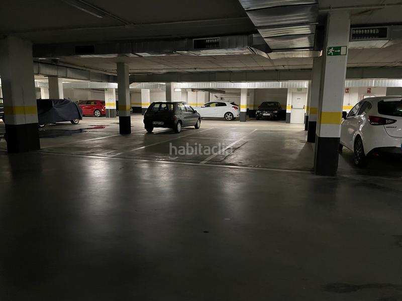 Foto 9150e7c3-c11d-49ae-a61d-d9ba010364d7. Parking coche en plaza de tranvías 8 en Alto del Castaño Narón