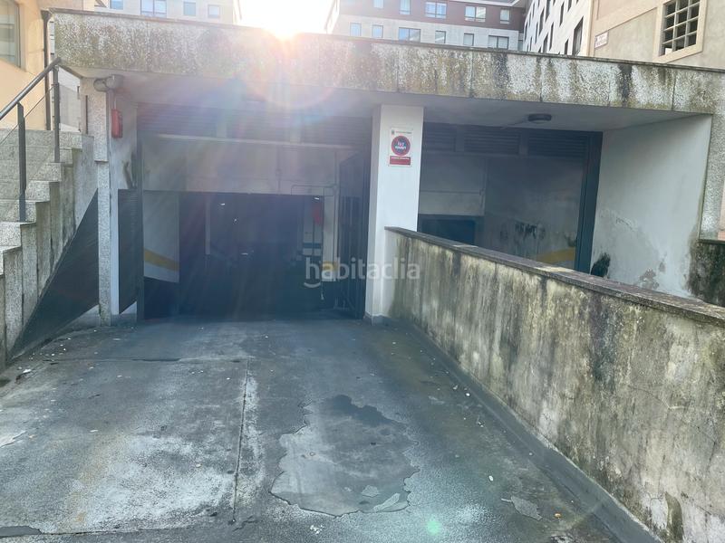 Foto ef98c3e0-1f3d-4a18-9fff-02b35976452b. Parking coche en plaza de tranvías 8 en Alto del Castaño Narón