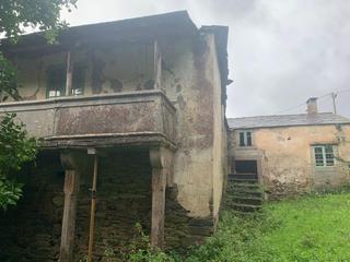 Country house  Camino castillo arriba
