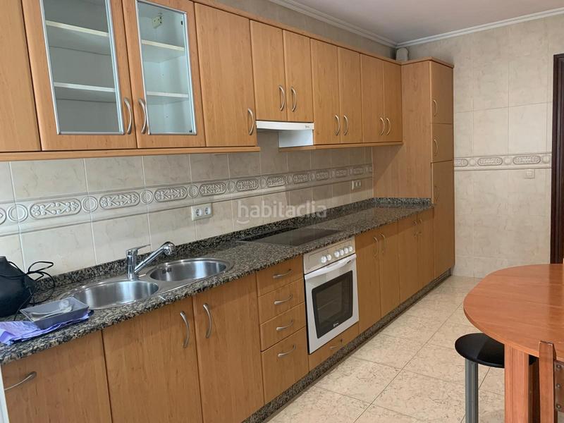 Foto 9b93223c-1f88-4fb7-943a-4f522d37aa0f. Location appartement avec chauffage parking dans A Malata - Catabois - Ciudad Jardín Ferrol