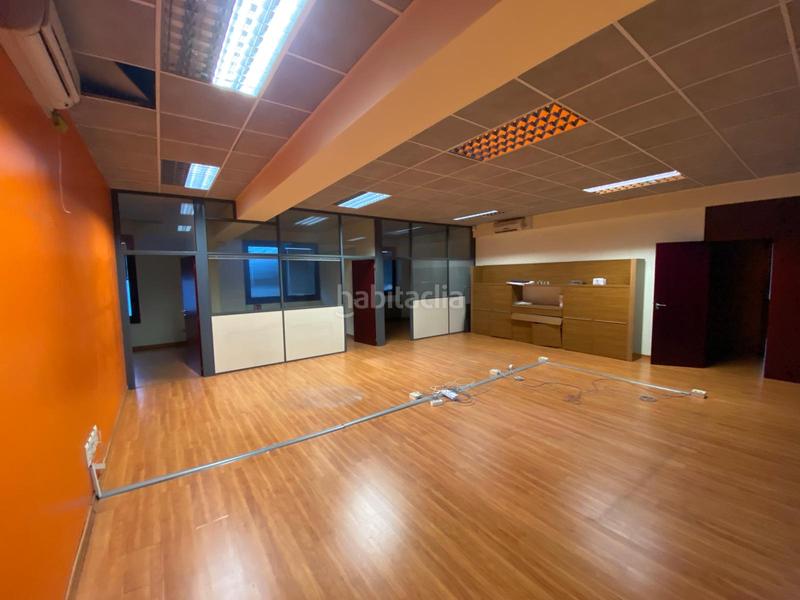 Foto a4aafced-268f-40f4-a967-126ce4383a33. Alquiler oficina ¡descubre la oficina ideal para tu empresa! en Vigo