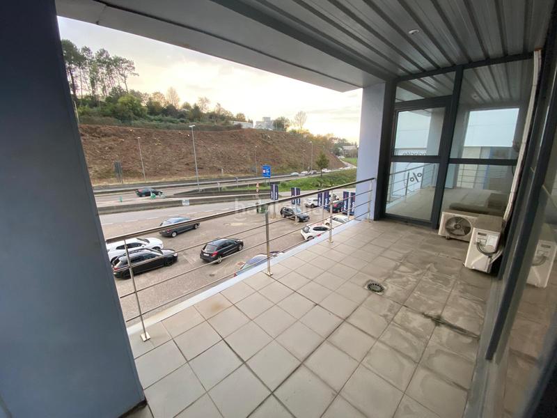 Foto aa35f7bf-c2ee-4117-9bd2-af900ad1965a. Location bureau dans Lavadores Vigo