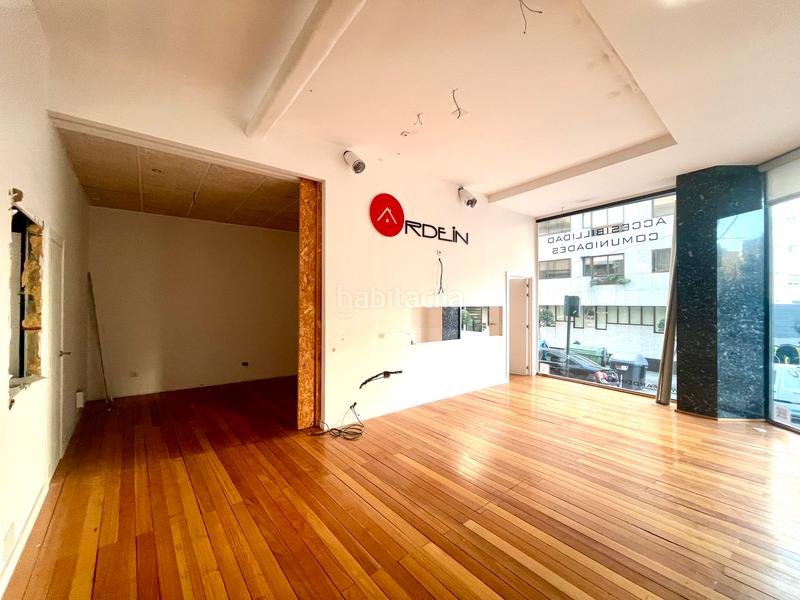 Foto a4517cba-cc5e-416f-8661-6837d5bb2017. Miete geschäftsraum in Plaza España - Corte Inglés Vigo