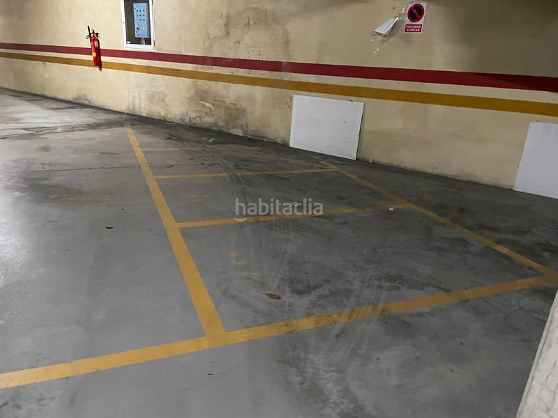 Foto 37a6926c-a4da-4563-a057-c66f8c3cf4ba. Miete autoparkplatz in Alto del Castaño Narón