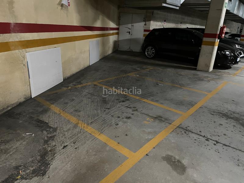 Foto e4ebb7c3-749e-4907-90bb-47a90ab9b9f5. Miete autoparkplatz in Alto del Castaño Narón