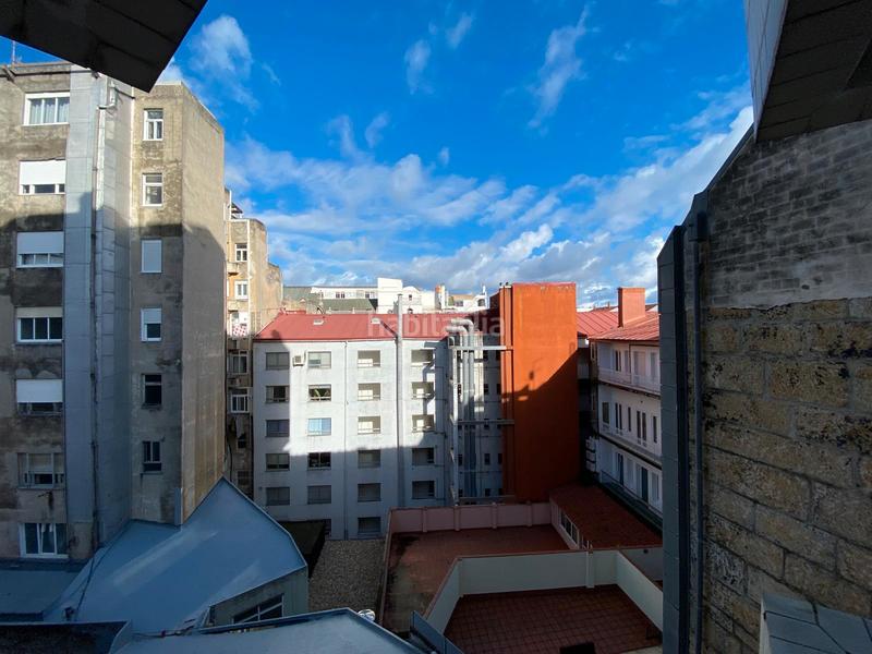 Foto 065da20d-ebcc-408c-8080-9f672327965d. Rent office space with heating in Centro - Areal Vigo