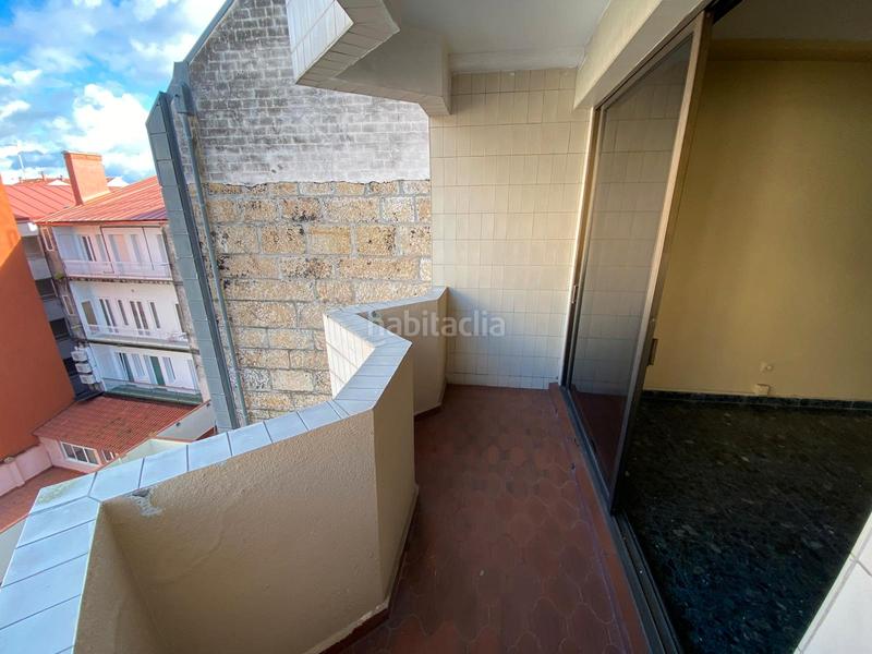 Foto 75518ab1-448c-49e8-8a0a-27e5381742e8. Rent office space with heating in Centro - Areal Vigo