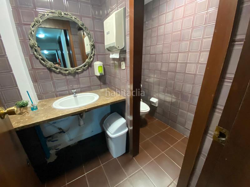 Foto d6fd5d57-3d7c-4404-a847-e366667b7a7f. Rent office space with heating in Centro - Areal Vigo