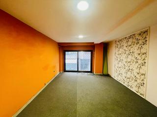 Locale commerciale in Rúa de Bolivia