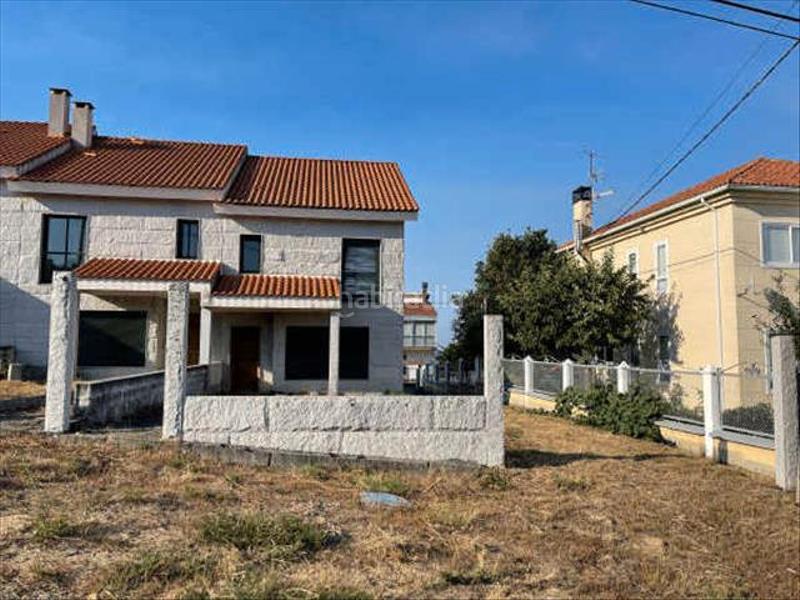 Foto 0673eae7-c9b0-456b-b403-66cd5a21e5e2. Edificio in rúa manuel curros enríquez 87 in Celanova