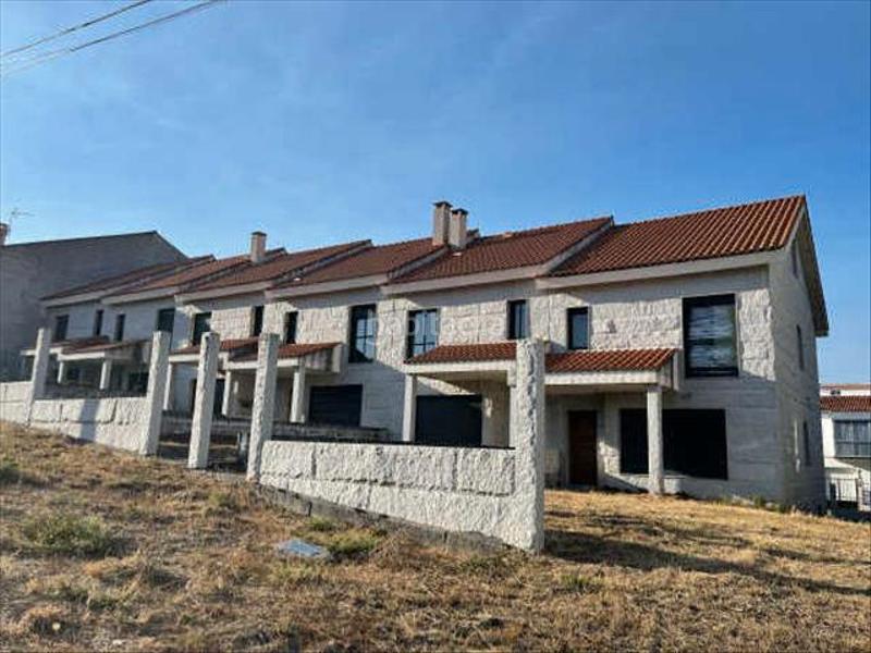 Foto ea35ae32-7083-4ebd-9c9a-48e5ad5946fc. Edificio in rúa manuel curros enríquez 87 in Celanova