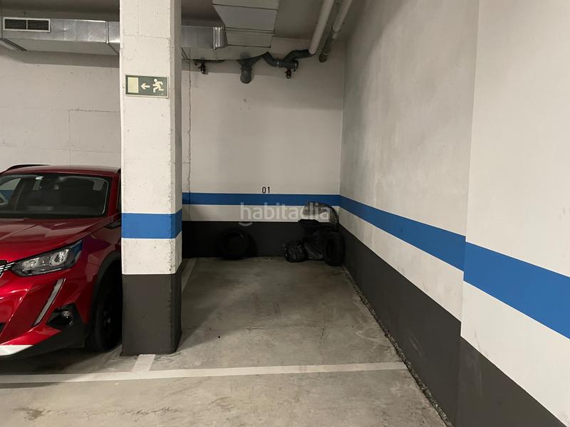 Foto 6a192825-0235-464a-a472-c0928d69533e. Parking coche en avenida malde vizoso 2 en O Feal - Xubia Narón