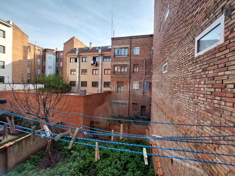 Foto b89bf47d-f9bf-428f-9469-29b39db42997. Appartamento in calle alfonso ix 5 in Centro Ciudad León