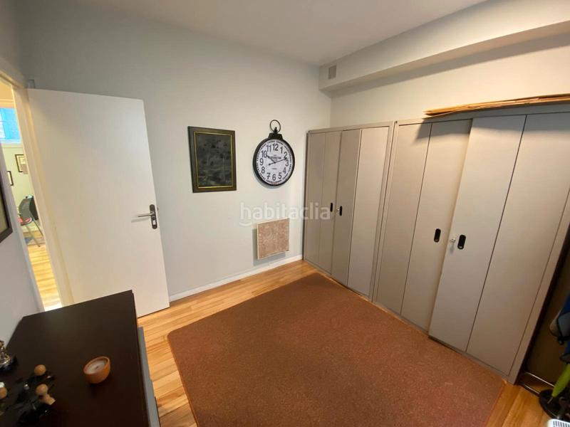 Foto 4c4d4131-44bf-4d33-8c35-1cb5ef8f3cd7. Büro mit heizung in Casco Vello Vigo