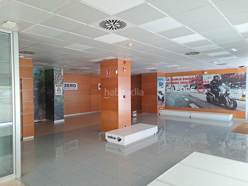 Foto b3c3e7f5-c26c-491d-8c97-04c6ce23ef55. Local comercial en travesía de Vigo - san xoán Vigo