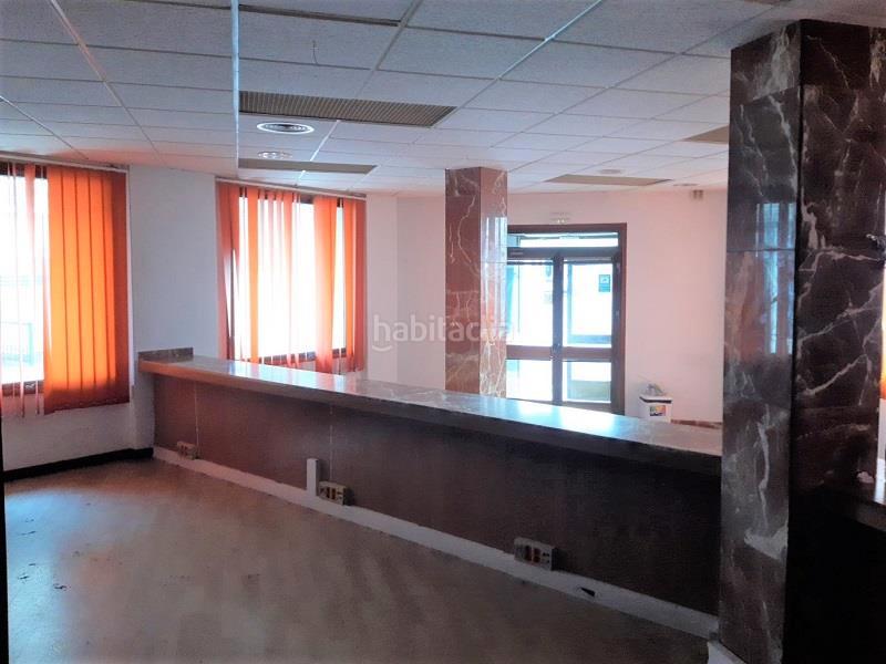 Foto 4b859f98-2d53-4bdf-9f32-4b722c2fe0cb. Rent business premise in Illa de Arousa (A)