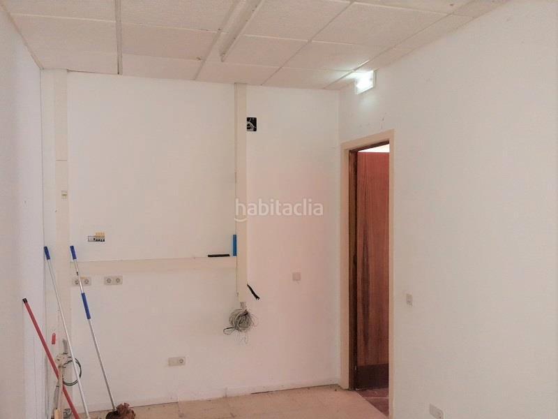 Foto a1f517b6-45f2-43b4-86bc-3d7ebb1f14d4. Rent business premise in Illa de Arousa (A)