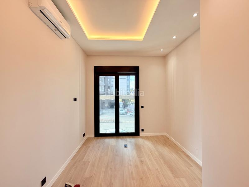 Foto c14ccf71-a765-4628-8056-2badbb28f826. Rent office space with heating in Navia Vigo