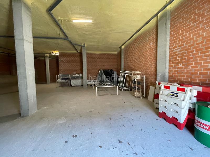 Foto dad8c7e5-a5d4-495e-ac99-e43e7f9aebaf. Rent business premise in Liáns Oleiros