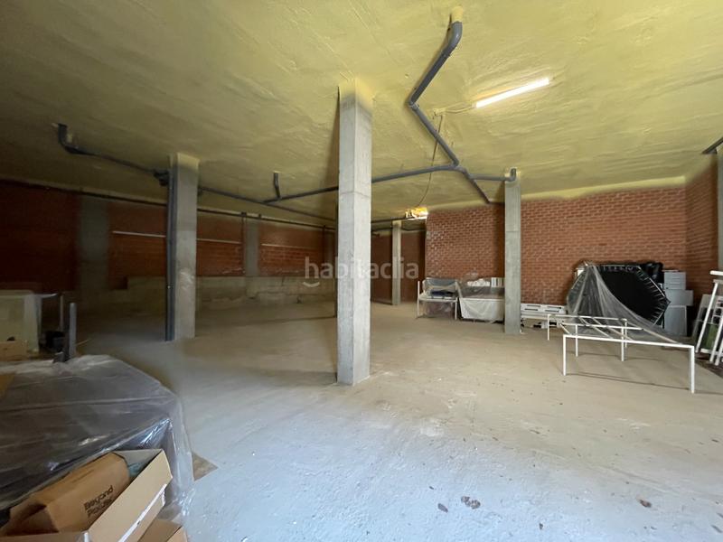 Foto 62a3d18f-70da-4d58-936e-55089061734a. Lloguer local comercial a Liáns Oleiros