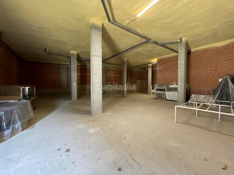 Foto b7a8721a-ed39-4f32-98c4-990830c3dc24. Lloguer local comercial a Liáns Oleiros