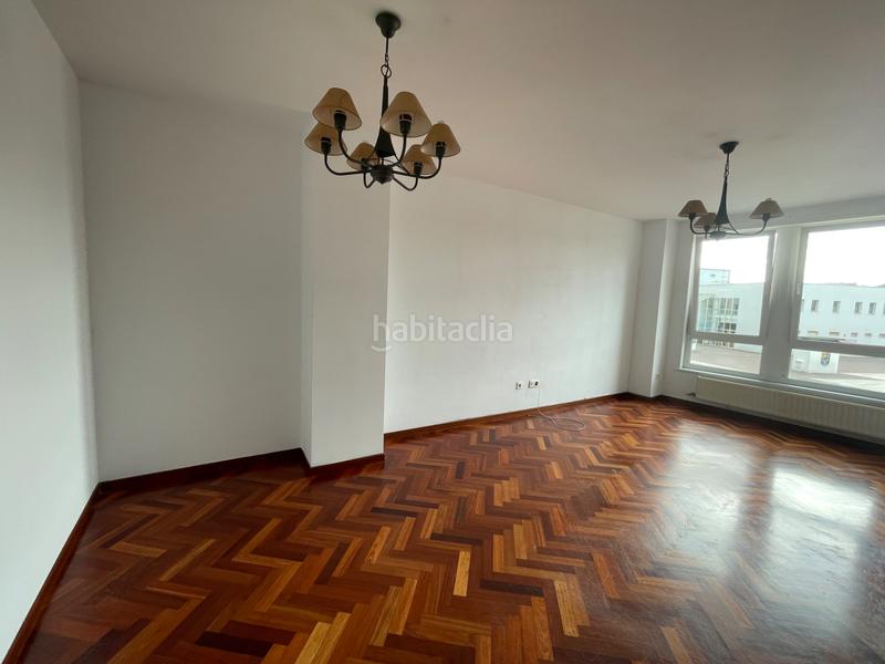 Foto 888c9abb-08f5-4aa6-b9e3-f2e735f18163. Lloguer pis amb aparcament a Alto del Castaño Narón