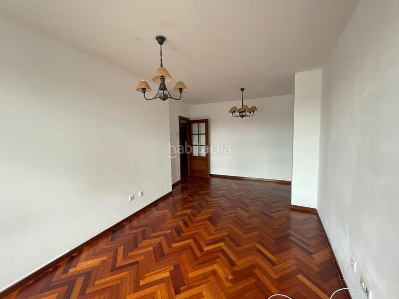 Foto 903d81f4-2867-4968-ac99-85f5e8bf1dcc. Lloguer pis amb aparcament a Alto del Castaño Narón