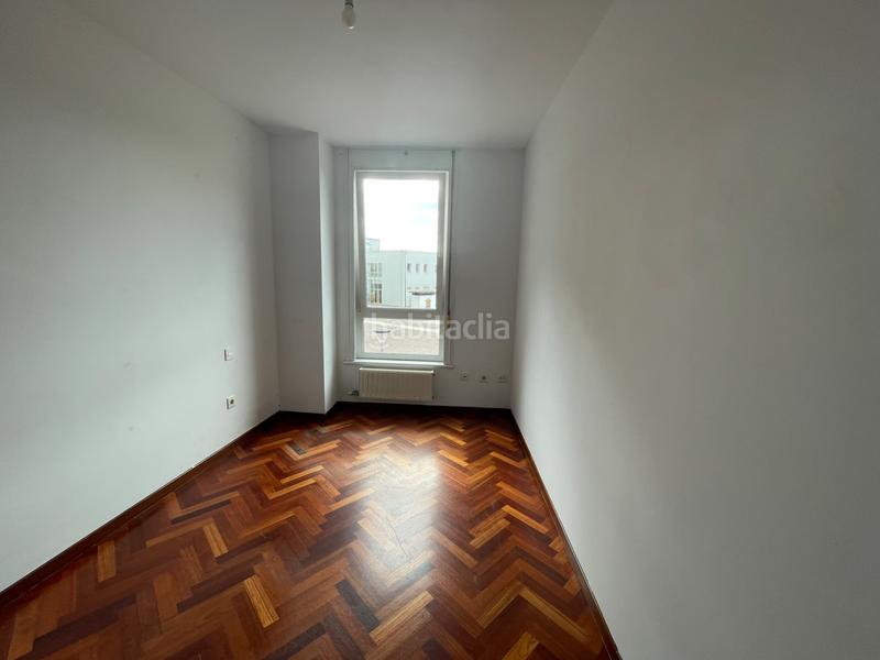 Foto 469c8981-e7d3-436e-9441-472fcceb70e5. Alquiler piso en Alto del Castaño Narón