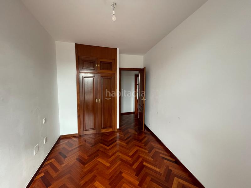 Foto 6d83865e-915c-4dff-8b40-f0211130cae4. Alquiler piso en Alto del Castaño Narón