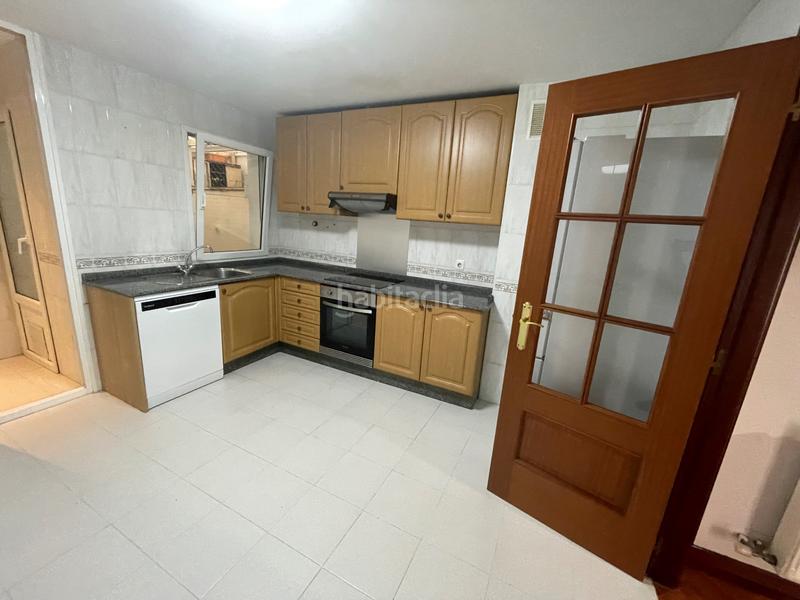 Foto c20d8e0f-ea61-4d2c-a13b-b1f0756729f6. Alquiler piso en Alto del Castaño Narón