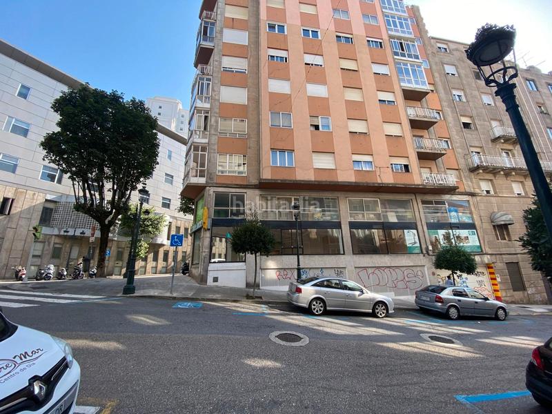 Foto 09523a13-7ebc-4a86-8da2-80f4a2fa5df7. Location local commercial dans Plaza España - Corte Inglés Vigo