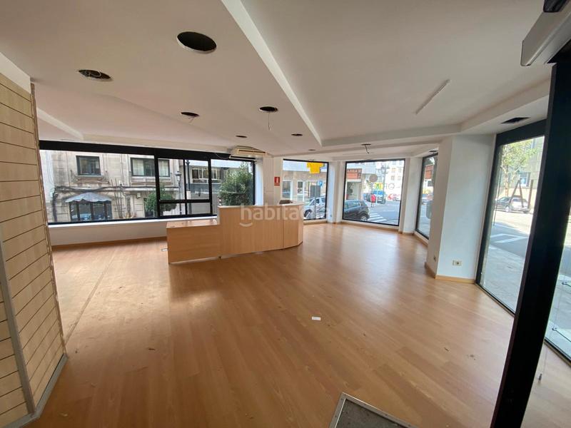 Foto 5a58c2ee-4fc0-4e64-918b-f6da46bd7c4b. Location local commercial dans Plaza España - Corte Inglés Vigo