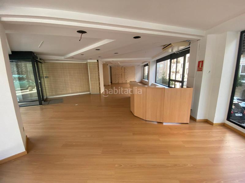 Foto 5dfebe93-d4bf-49cd-ac92-204c46a3214c. Miete geschäftsraum in Plaza España - Corte Inglés Vigo