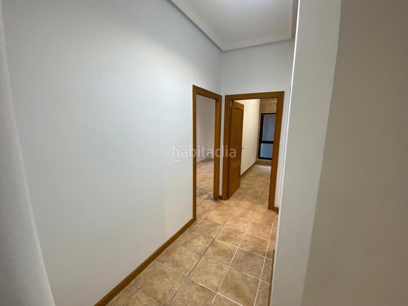 Foto 6c57865b-b0ed-44d2-92cf-45e83d0cc0a1. Alquiler local comercial en Centro - Areal Vigo