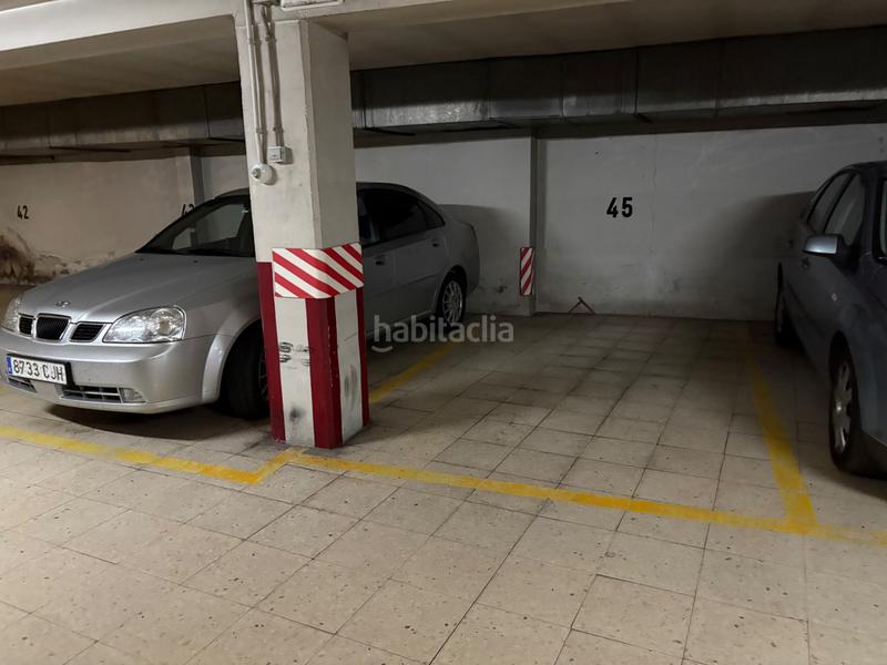 Foto 716da94d-7905-4acf-9691-b1cd3d609383. Lloguer aparcament cotxe a Zona Ultramar Ferrol