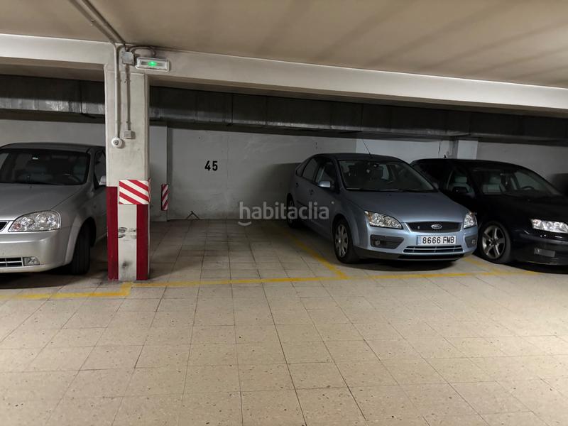 Foto 065d90d5-6dcf-49b8-b1f4-99cea47faec0. Alquiler parking coche en Zona Ultramar Ferrol