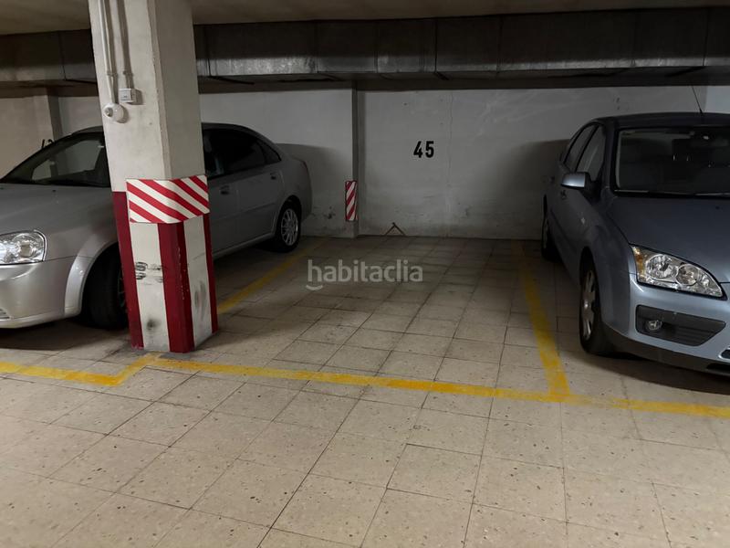 Foto 4d4cdf8a-c8d0-48c6-ae68-8e5f6910e3e3. Alquiler parking coche en Zona Ultramar Ferrol
