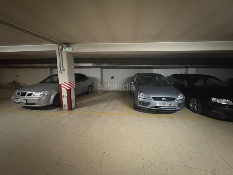 Foto bdceb610-136a-4ee1-81ea-4096bc2f7acb. Alquiler parking coche en Zona Ultramar Ferrol