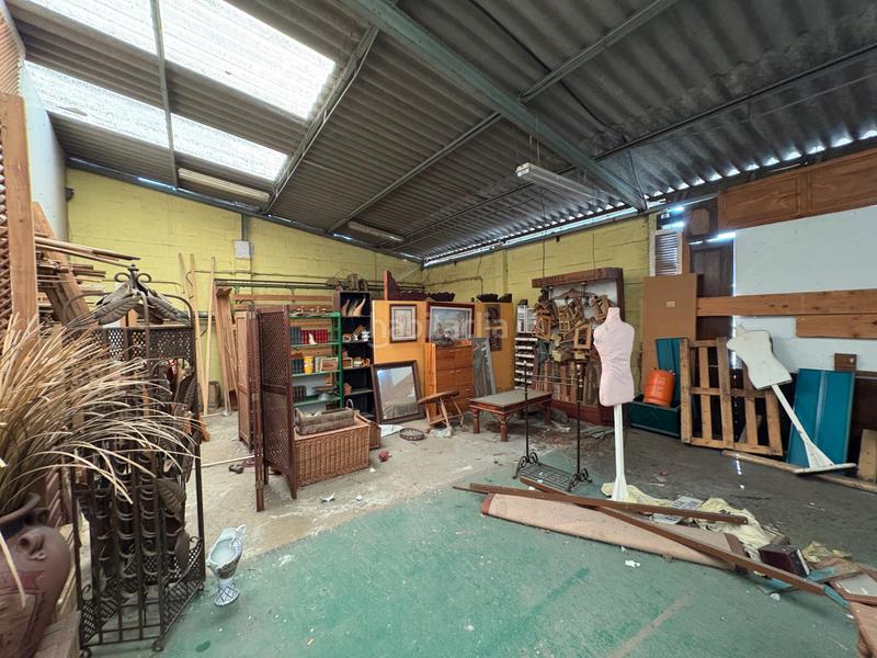 Foto 45894fb0-9463-4b8d-af4f-c63717beb72d. Local comercial en Piñeiros - Freixeiro Narón