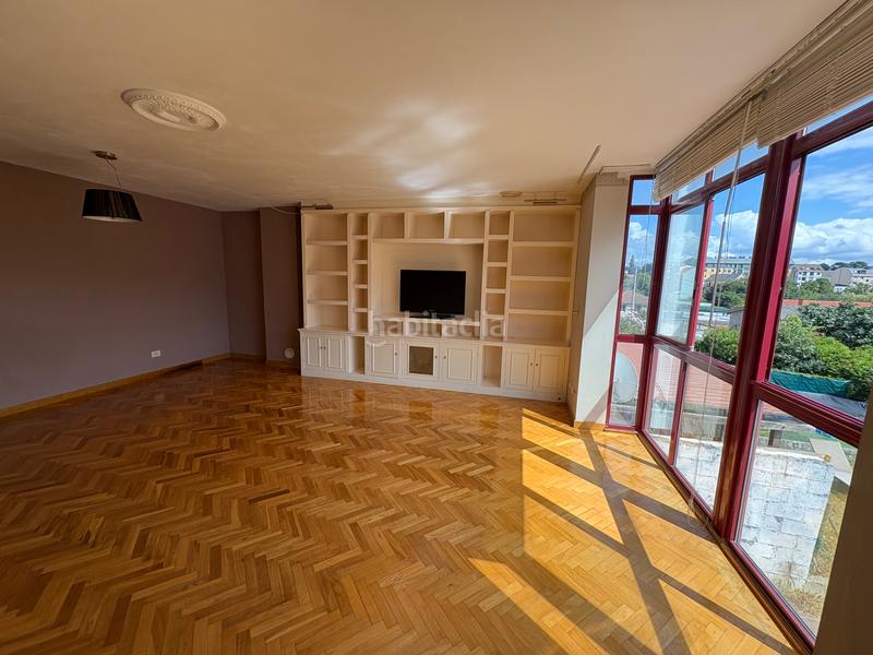 Foto 1456a469-41ca-4ba5-accf-2e177254d4c3. Casa a schiera con riscaldamento parcheggio in Vilaboa Sur Culleredo