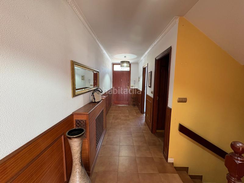 Foto 2f4f1c88-6218-40e9-98fd-2f25f31f0bde. Casa a schiera con riscaldamento parcheggio in Vilaboa Sur Culleredo