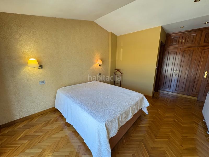 Foto 671dcbb2-c463-47b8-93c4-283e40f46d03. Casa a schiera con riscaldamento parcheggio in Vilaboa Sur Culleredo