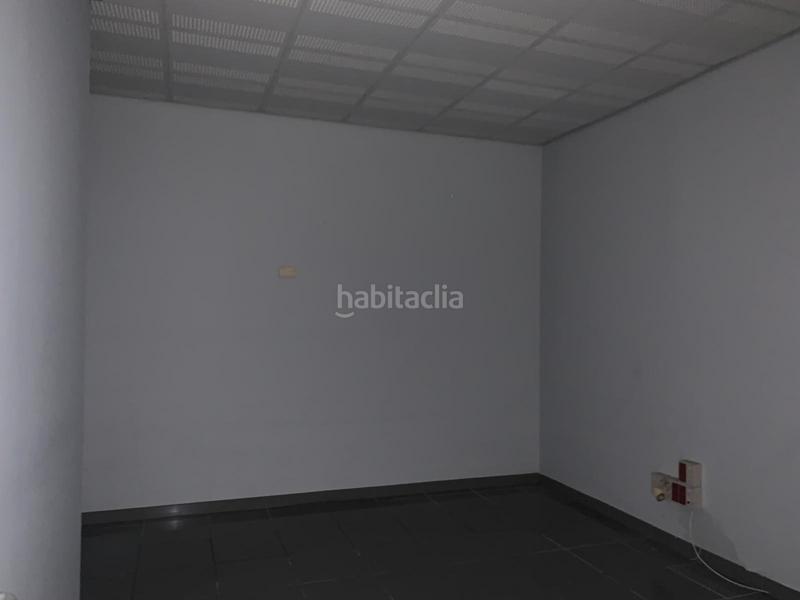 Foto 3a6f9c6a-f7af-4ebe-9008-573e24b31989. Miete geschäftsraum in rúa real 152 in Centro Ferrol