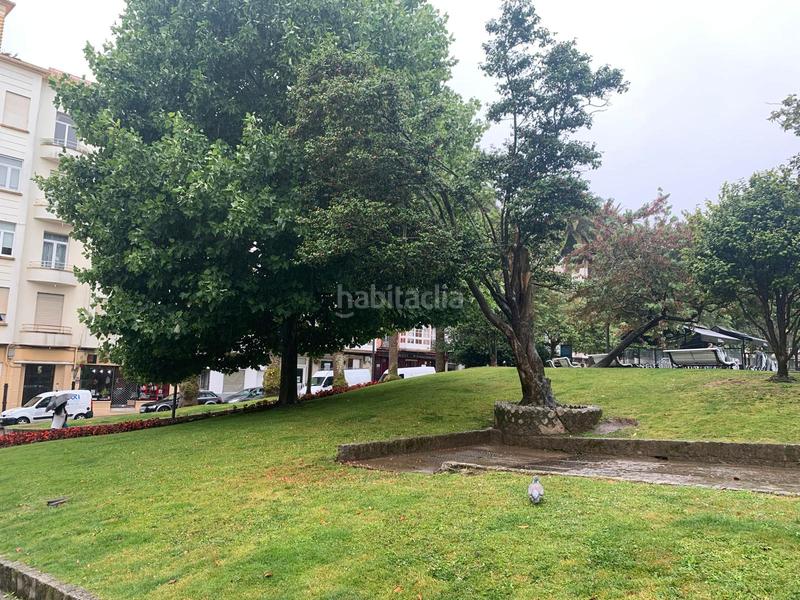 Foto 461c046b-efca-4679-8e9f-a705999246a2. Lloguer local comercial a rúa real 152 a Centro Ferrol