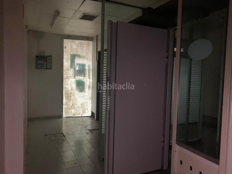 Foto 58822d8b-1e61-455d-ab01-78394b95e736. Lloguer local comercial a rúa real 152 a Centro Ferrol