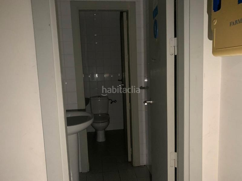 Foto 62d3c9cc-c23a-467d-9032-f7264269bd02. Location local commercial dans rúa real 152 dans Centro Ferrol