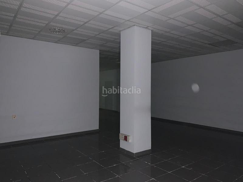 Foto 73c7680c-ecc4-4615-a9b1-cad0131fad77. Location local commercial dans rúa real 152 dans Centro Ferrol