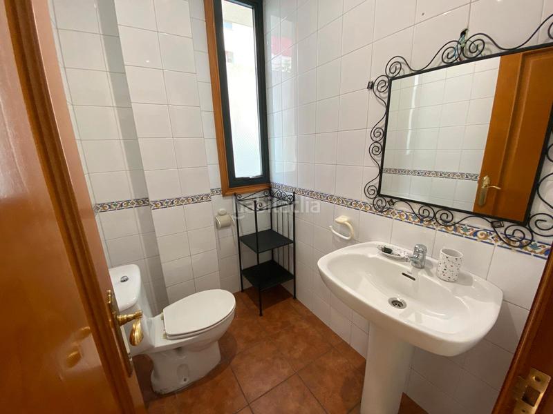 Foto 198587ab-0e6b-4404-abac-071d579573d6. Alquiler local comercial en O Castro Vigo