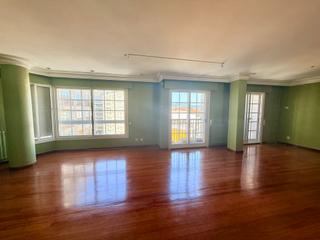 Etagenwohnung  Rúa de oporto